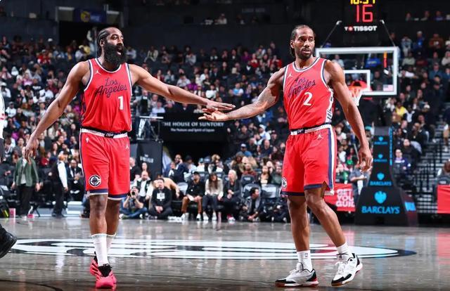 ggbet网页版-快船欲填补鲍威尔空缺盯上3将 祖巴茨去绿军换西蒙斯？